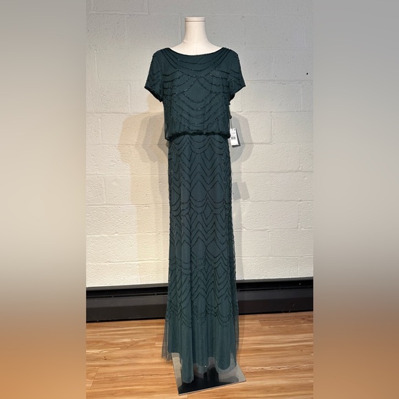 Elegant Green Beaded Dress - Picture 3 of 8